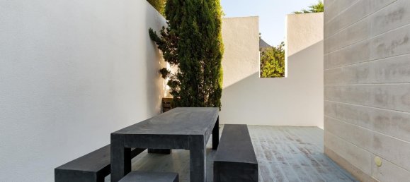 3 bedrooms Villa in Sesimbra, Portugal No. 145210 3