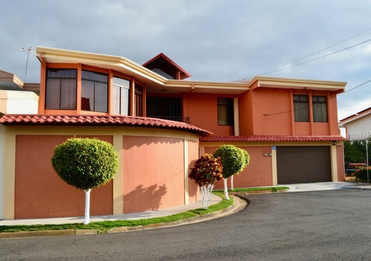 5 bedrooms House in Heredia, Costa Rica No. 949