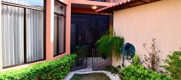 5 bedrooms House in Heredia, Costa Rica No. 949 3