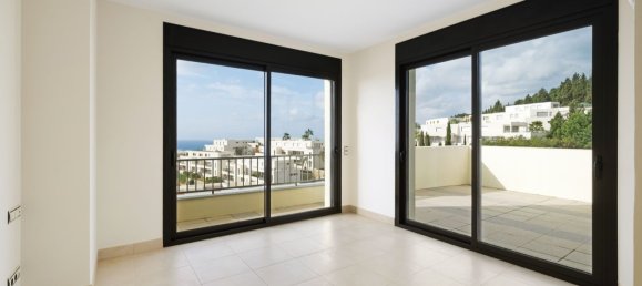 3 bedrooms Penthouse in Marbella, Spain No. 94926 5