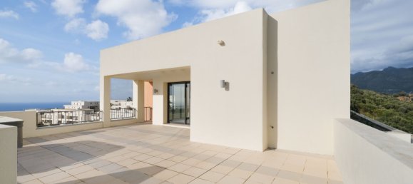 3 bedrooms Penthouse in Marbella, Spain No. 94926 3