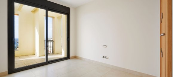 3 bedrooms Penthouse in Marbella, Spain No. 94926 6