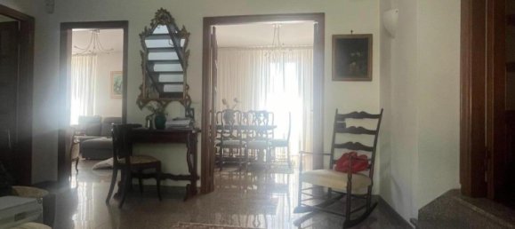 4 bedrooms Villa in Massa, Italy No. 209049 10