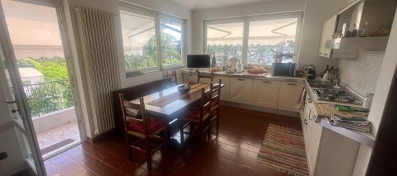 4 bedrooms Villa in Massa, Italy No. 209049 14