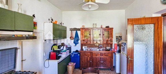 2 bedrooms Villa in Sarzana, Italy No. 277304 7