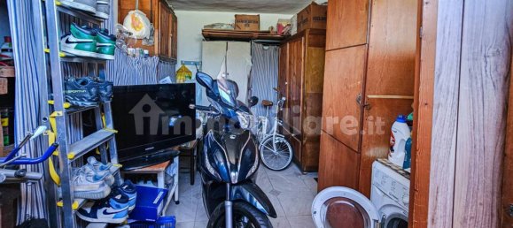 2 bedrooms Villa in Sarzana, Italy No. 277304 11