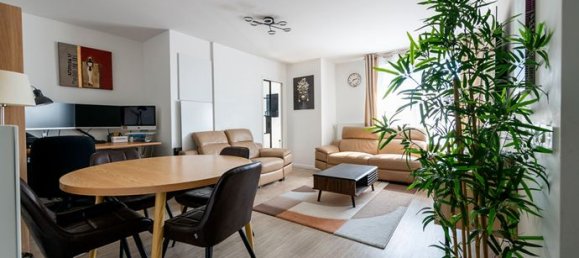 3 chambres Appartement à Neuilly-sur-Marne, France No. 312235 2