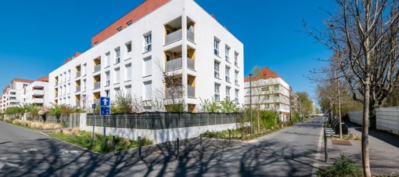 3 chambres Appartement à Neuilly-sur-Marne, France No. 312235 10