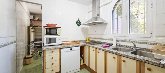 6 bedrooms Villa in Estepona, Spain No. 142766 13