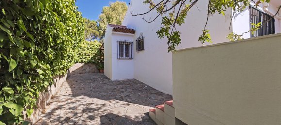 6 bedrooms Villa in Estepona, Spain No. 142766 4