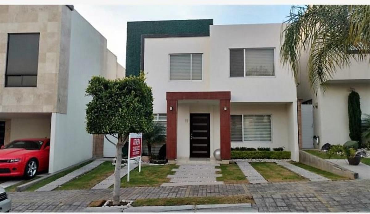 3 bedrooms House in Puebla, Mexico No. 148748