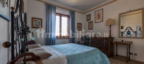 2 bedrooms House in Montalcino, Italy No. 156551 6