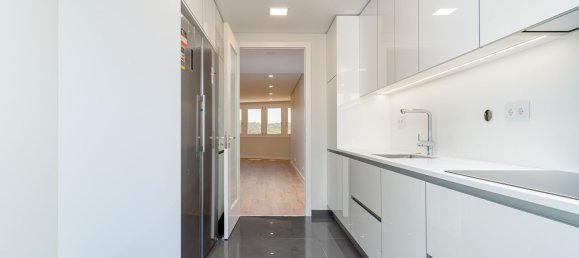 4 Schlafzimmer Doppelhaus in Loures, Portugal, Nr. 127306 7