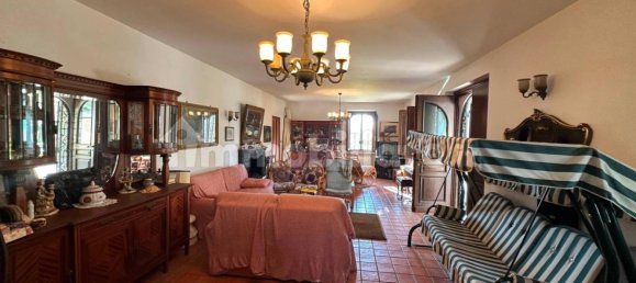 5 Schlafzimmer Villa in Castellamonte, Italy, Nr. 152909 10