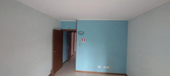  عقار تجاري في Abbiategrasso, Italy 142متر مربع رقم 379201 6