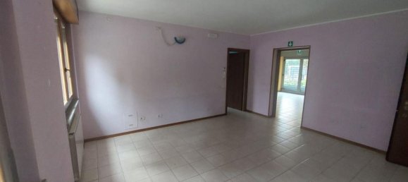  عقار تجاري في Abbiategrasso, Italy 142متر مربع رقم 379201 10