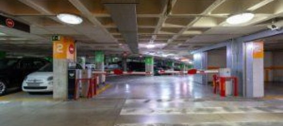 11m² Garage in Madrid, Spain No. 95451 6