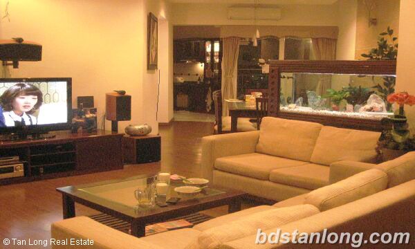 Apartamento de 3 dormitorios en Cau Giay, Vietnam No. 6773