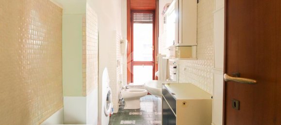 2 chambres Appartement à Milan, Italy No. 329597 21