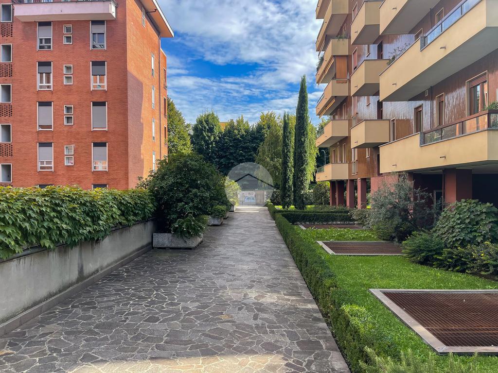 2 chambres Appartement à Milan, Italy No. 329597