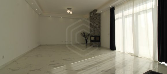 4 bedrooms House in Portimao, Portugal No. 186934 10