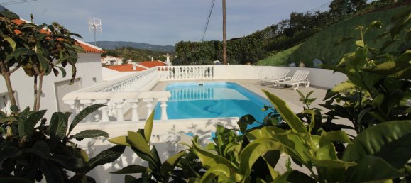 4 bedrooms House in Portimao, Portugal No. 186934 3