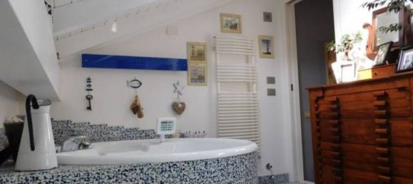 3غرفة منزل ذو طابقين في Tortona, Italy رقم 73726 8