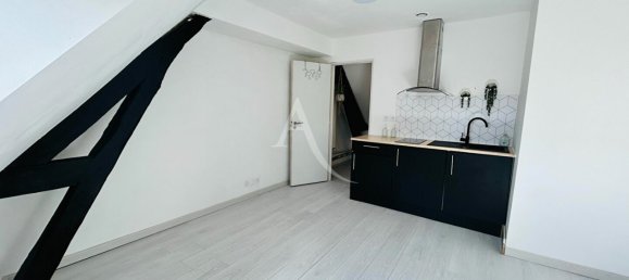 2 chambres Maison à Château-Renault, France No. 80347 6