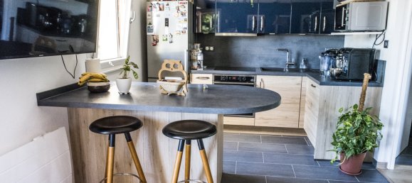 2 chambres Appartement à Lingolsheim, France No. 95407 3