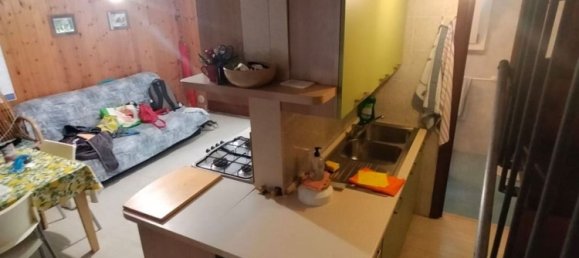 3 Schlafzimmer Haus in Comacchio, Italy, Nr. 377353 9