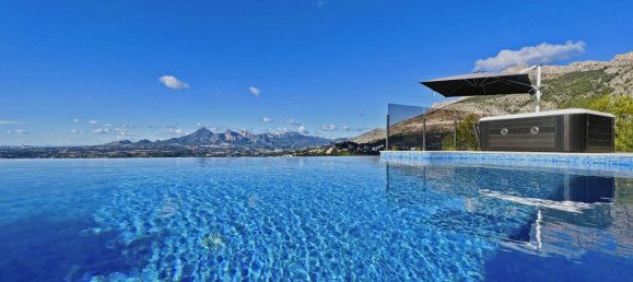 4 bedrooms Villa in Altea, Spain No. 3737 3