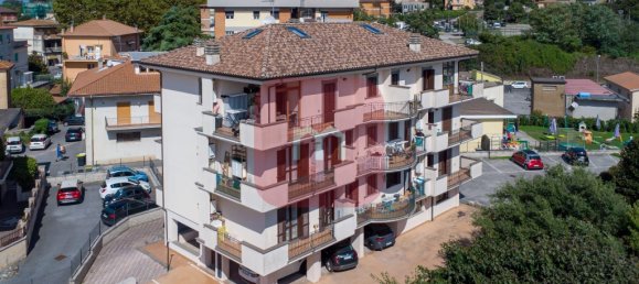 2 bedrooms Apartment in Palestrina, Italy No. 106863 2