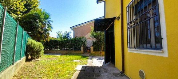 3 bedrooms House in Bagnacavallo, Italy No. 377212 6