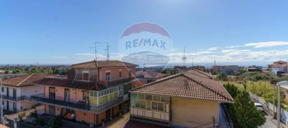 Квартира с 2 спальнями в Катания, Италия № 45192 38