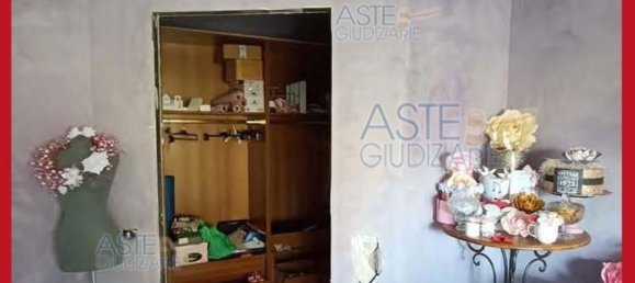 5 bedrooms Apartment in Rome, Italy No. 330838 24