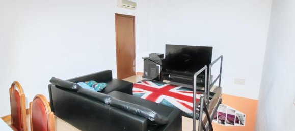 1 bedroom Apartment in Parma, Italy No. 25311 6
