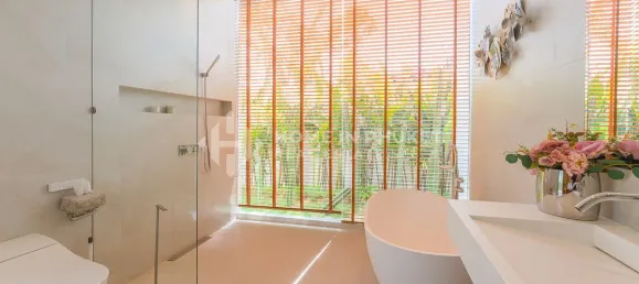4 bedrooms House for sale in Phuket, Southern Thailand, Thailand № 60995 12