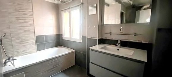 1 bedroom House in Le Blanc-Mesnil, France No. 357051 7