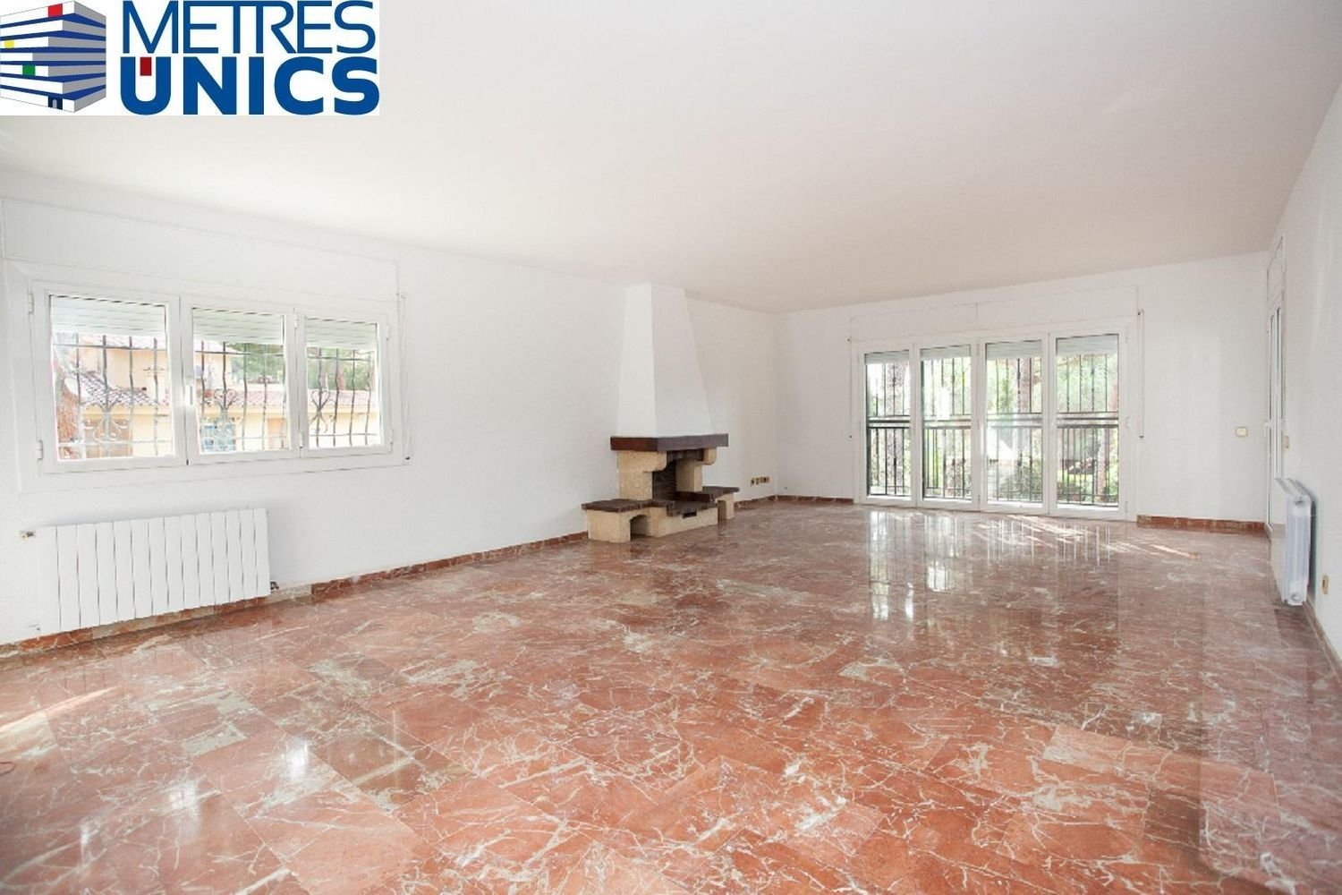 6 bedrooms House in Sant Vicenc De Montalt, Spain No. 77605