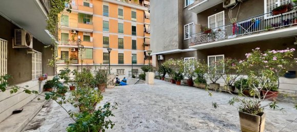 2 rooms Apartment in Rome, Italy No. 261209 26