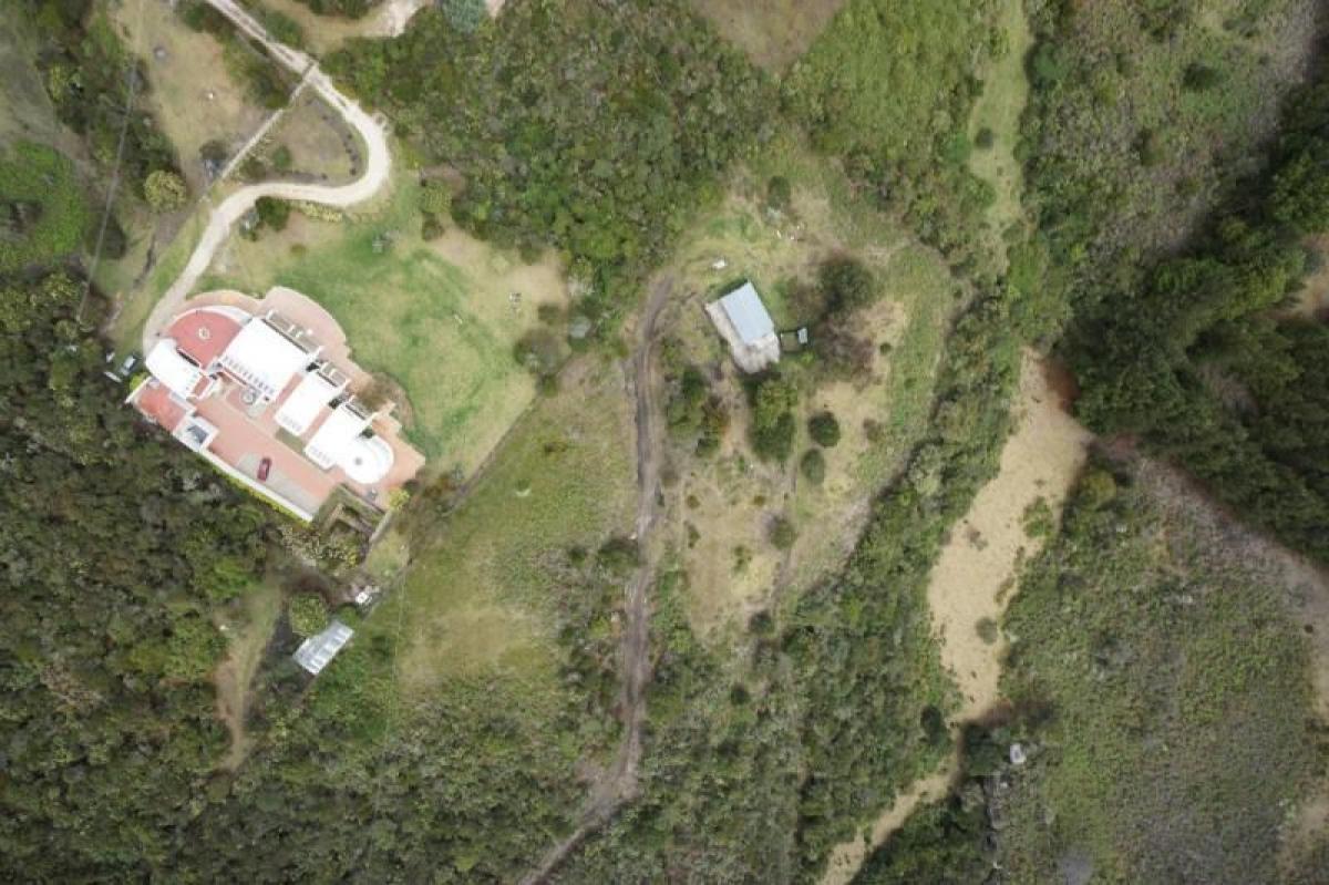 Casa de 6 dormitorios en Cundinamarca, Colombia No. 2431