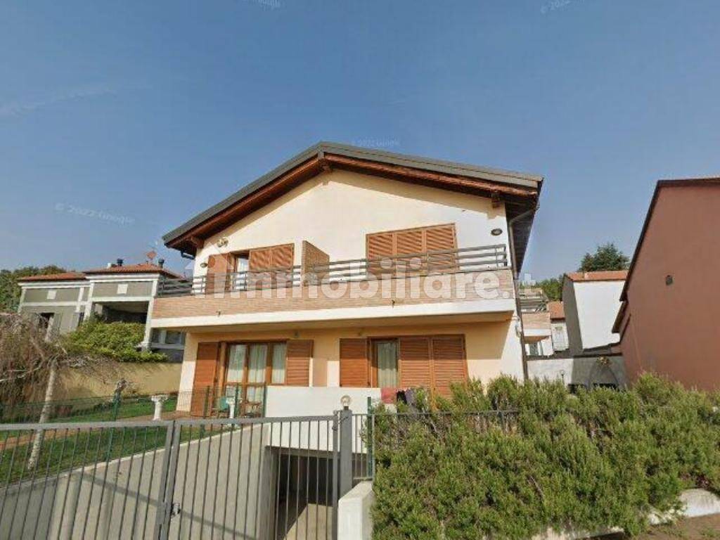 6 bedrooms Villa in Monza, Italy No. 279131