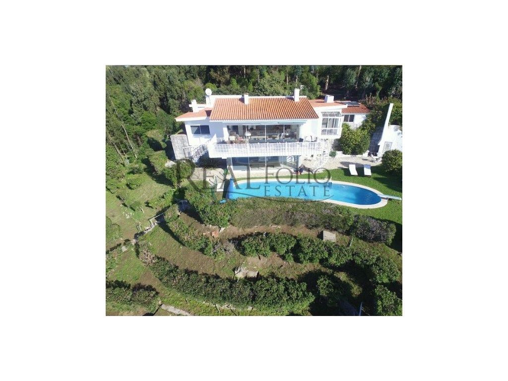 Casa de 4 dormitorios en Cascais, Portugal No. 293350