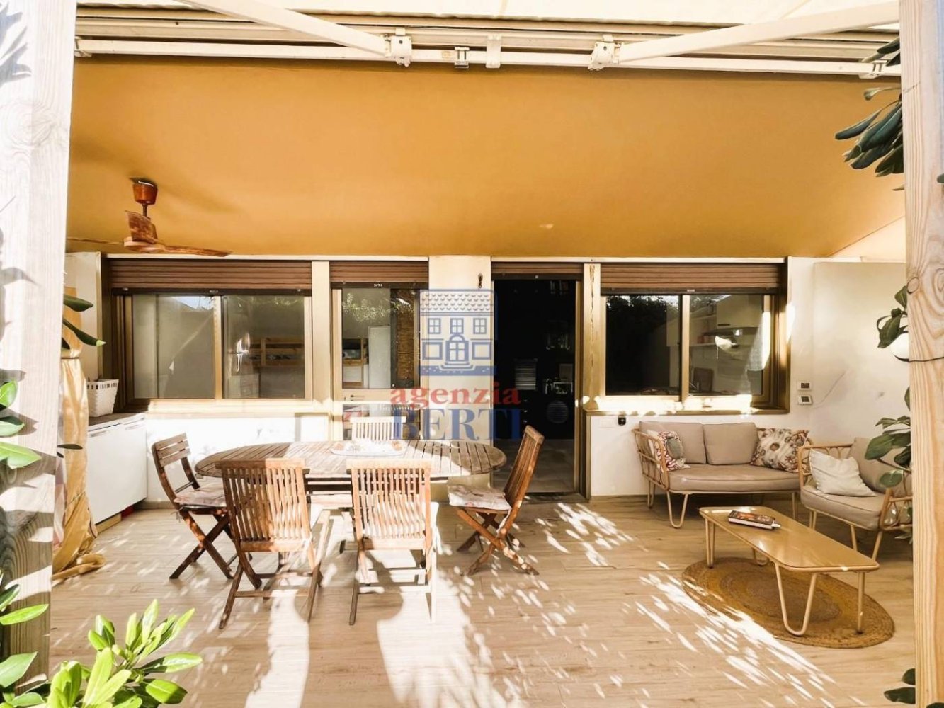 2 Schlafzimmer Wohnung in Livorno, Italy, Nr. 146524