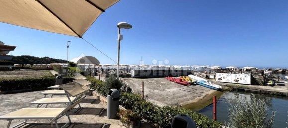 2 Schlafzimmer Wohnung in Livorno, Italy, Nr. 146524 21