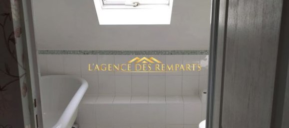 3 bedrooms House in Montreuil, France No. 53121 22