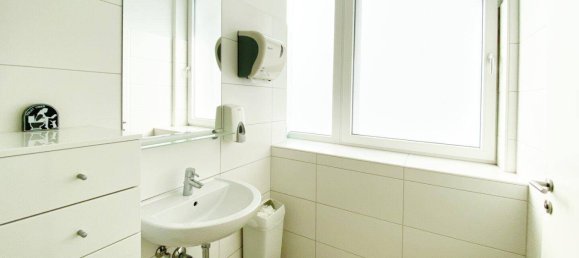 Oficina en Wels, Austria 458 m² No. 92615 11