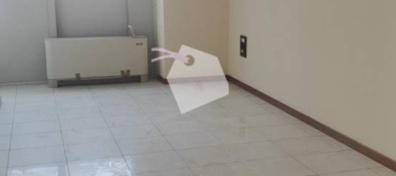 Офис с 4 комнатами в Мачерата, Италия № 25618 3