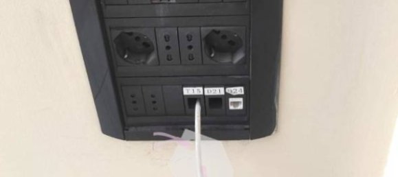 Офис с 4 комнатами в Мачерата, Италия № 25618 4