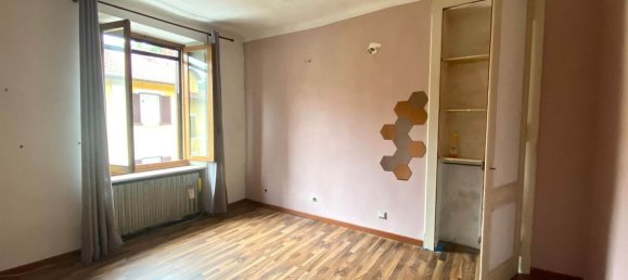 4 Schlafzimmer Wohnung in Tollegno, Italy, Nr. 332861 15